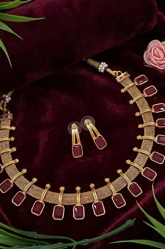elegant maroon and gold mesh necklace set with matching earrings