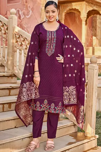 Wine heavy vertican silk kurta pent dupatta set