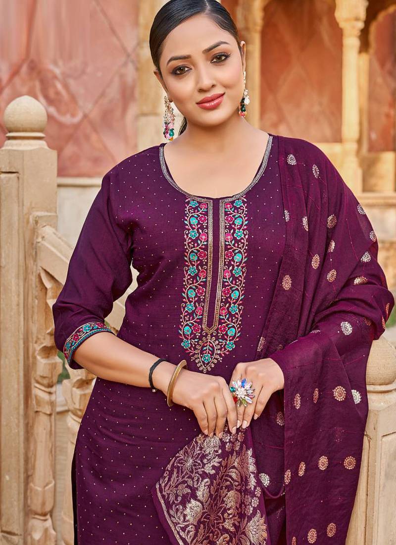 Wine heavy vertican silk kurta pent dupatta set