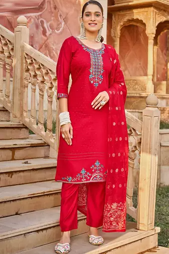 Red heavy vertican silk kurta pent dupatta set