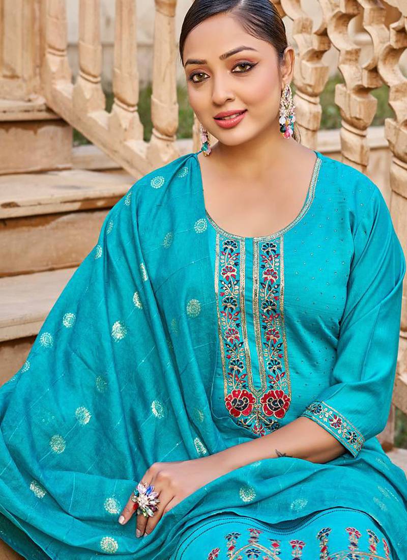 Sky blue heavy vertican silk kurta pent dupatta set