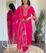 Pink bsy viscose kurti pent dupatta set