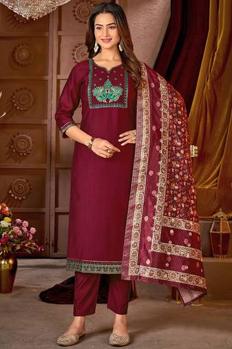 Maroon vertican silk kurti pent dupatta set