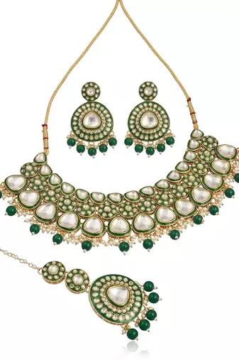 handcrafted gold-plated kundan choker necklace set