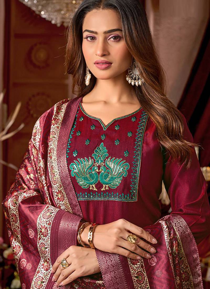 Maroon vertican silk kurti pent dupatta set