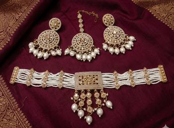  traditional gold-plated pearl choker jewellery set 2