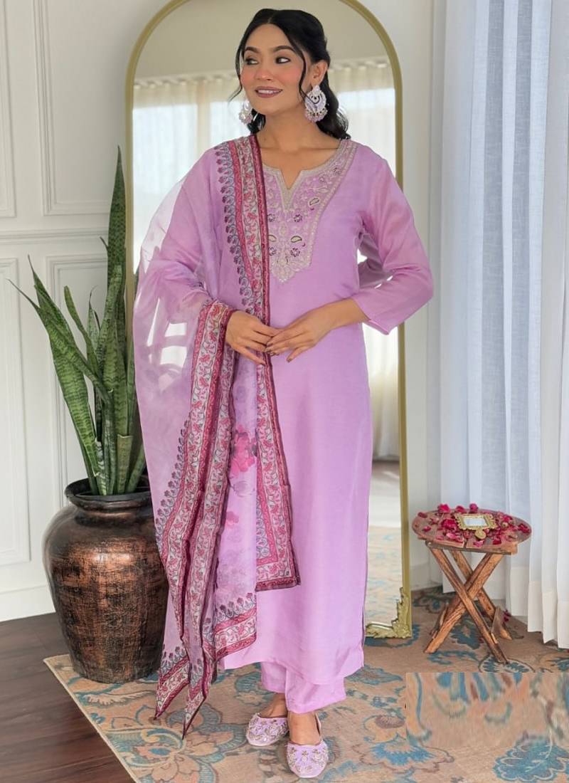 Lavender rayon kurti pent dupatta set