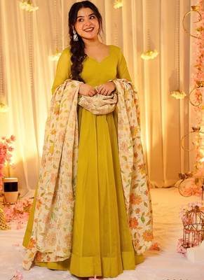 Yellow dyed silk anarkali kurti dupatta set 1