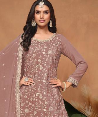 Peach embroidered pallazo set with dupatta  2