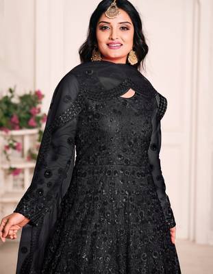 BLACK TONE THREAD WORK NET GOWN  3
