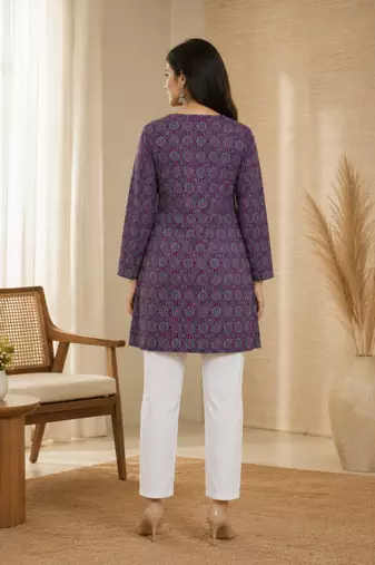 LAVENDER Rayon DIGITAL PRINTED KURTI 