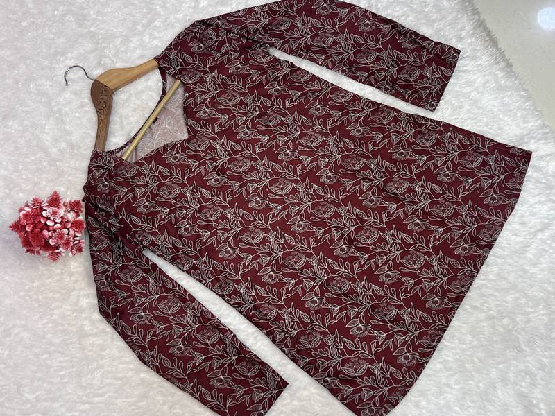 MAROON  REYON WITH DIGITAL PRINTED STYLISH WEAR KURTI 