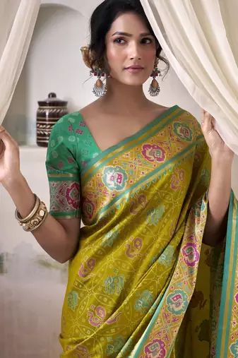  LIGHT YELLOW patola silk blend saree with print & rich pallu