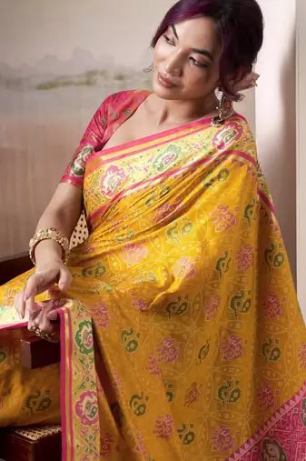 YELLOW patola silk blend saree with print & rich pallu