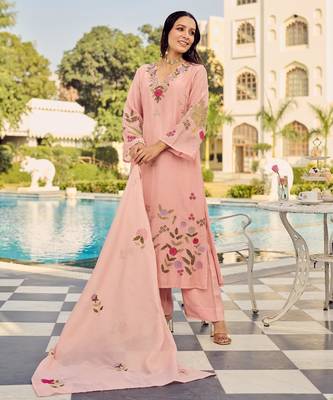  baby pink chanderi silk blend embroidered kurta pant set with embroidered dupatta 5