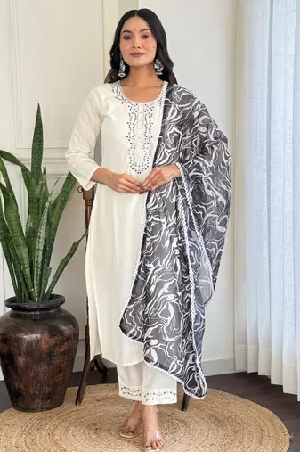  off white rayon embroidered kurta set with organza dupatta