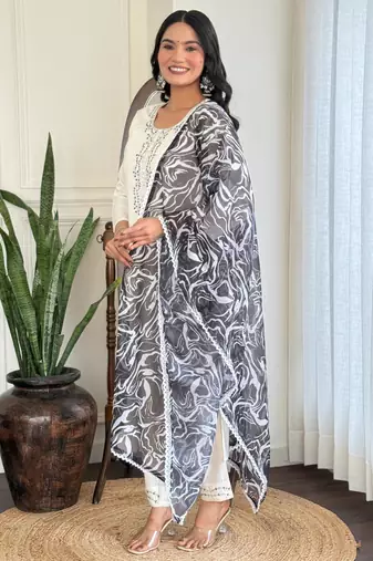  off white rayon embroidered kurta set with organza dupatta