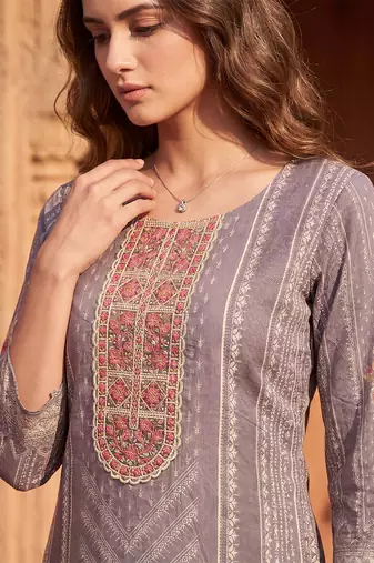 Womens lavender pure cotton ethnic motifs printed  straight kurta sets
