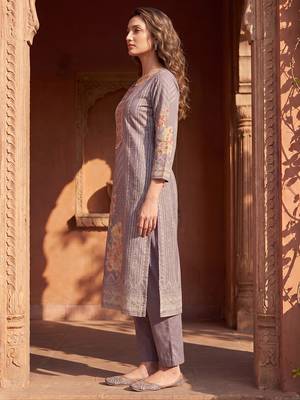 Womens lavender pure cotton ethnic motifs printed  straight kurta sets 4