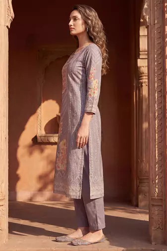 Womens lavender pure cotton ethnic motifs printed  straight kurta sets