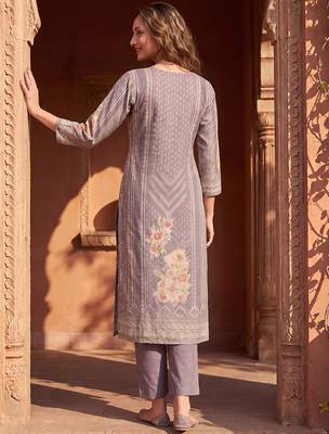 Womens lavender pure cotton ethnic motifs printed  straight kurta sets 5