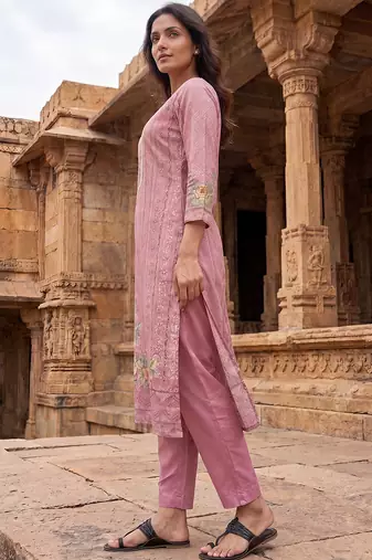 Womens pink pure cotton ethnic motifs printed  straight kurta sets