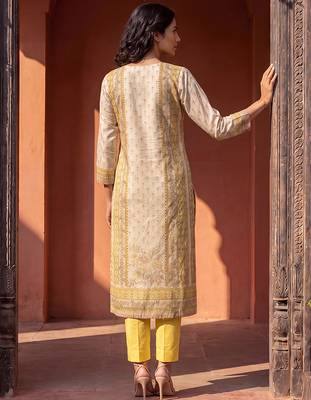 Womens yellow pure cotton floral printed  straight kurta sets 5