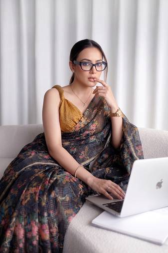 Women's kota doria floral printed saree with unstitched blouse piece