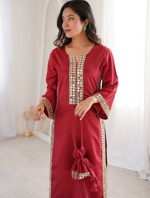 Stylish Maroon Mirror Laced Crepe Wedding Wear Kurti With Pant 7
