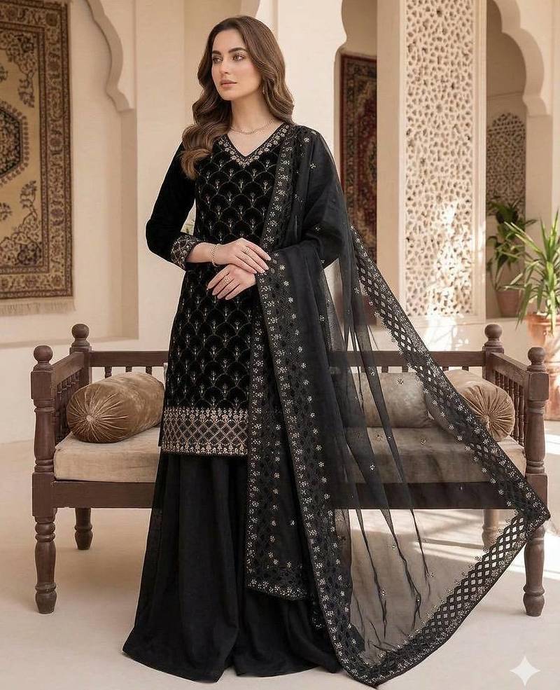 Designer fendy embroidered kurti plazzo set with cut work dupatta