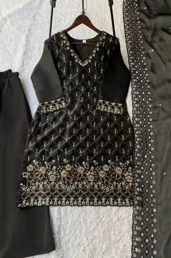 Designer fendy embroidered kurti plazzo set with cut work dupatta