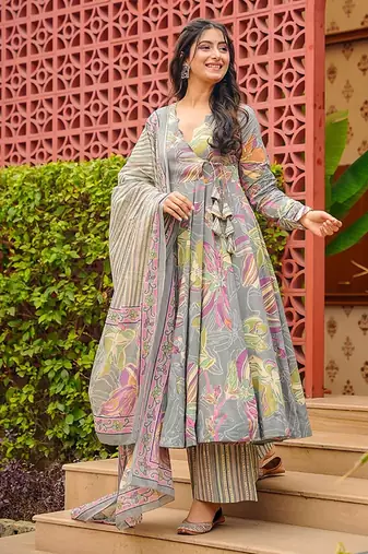 Grey heavy digital printed pure maslin salwar-kameez