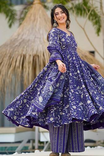 Blue heavy digital printed pure maslin salwar-kameez