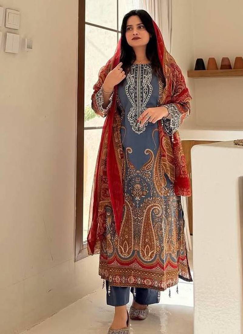 Printed chinon kurta plazzo set with dupatta & diamond work