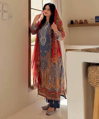 Printed chinon kurta plazzo set with dupatta & diamond work 2
