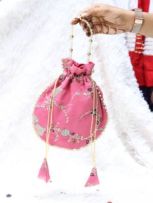 Pink color pearl handle designer embroidery batwa 1