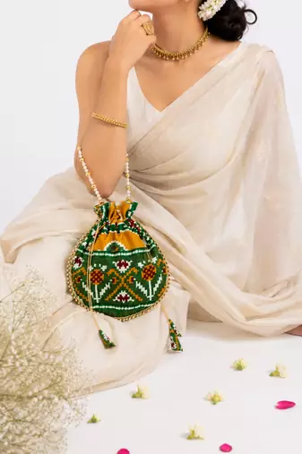 Multicolor pearl handle traditional patola with foil prints batwa