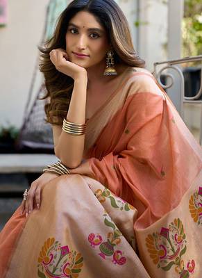 Peach cotton jacquard woven with zari border & tassels saree with blouse 4