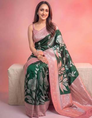 GREEN crepe georgette saree with 3 ply zari pallu & floral silver weaves 2