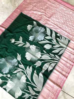 GREEN crepe georgette saree with 3 ply zari pallu & floral silver weaves 3