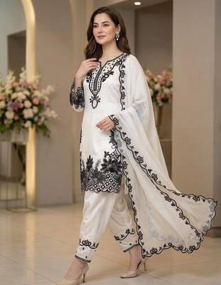 sequin embroidered farshi salwar suit set with organza dupatta 2