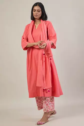 Peach cotton kurta set with printed pant
