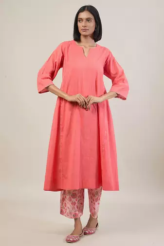 Peach cotton kurta set with printed pant