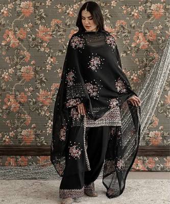 Designer heavy natural crepe farshi plazo suit set with embroidered dupatta 2