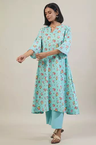Sky blue floral printed cotton kurta set