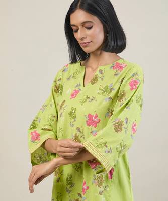 Lime green floral printed cotton kurta set 4