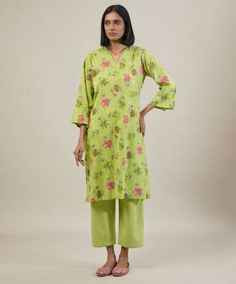 Bright green printed cotton straight kurta set 4