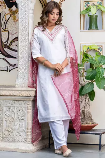 Floral embroidered chanderi silk blend v neck kurta trouser & dupatta set