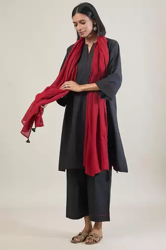 Charcoal black cotton kurta set with red dupatta