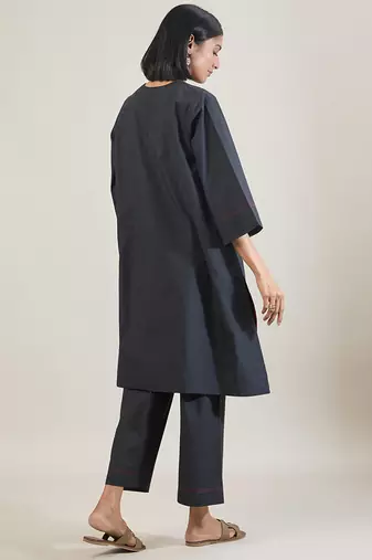 Charcoal black cotton kurta set with red dupatta
